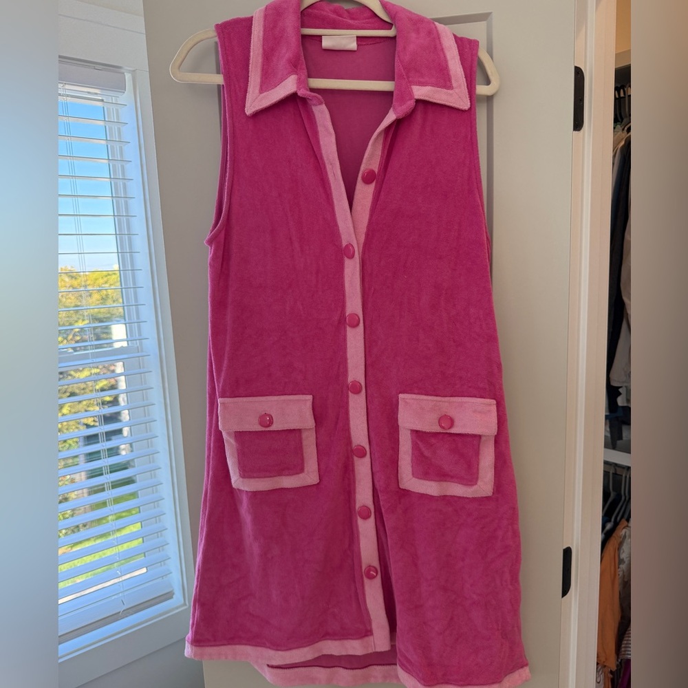 Pink Sleeveless Button-Up Dress